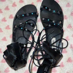 Strappy Steve Madden sandals